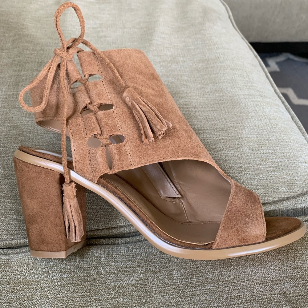 NEW Very Volatile Bootie